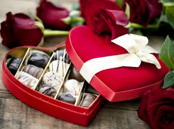 新年 vs 情人节（上篇）甜蜜的陷阱