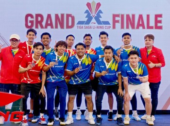 李宁杯3人羽赛落幕  Synergy夺公开组冠军