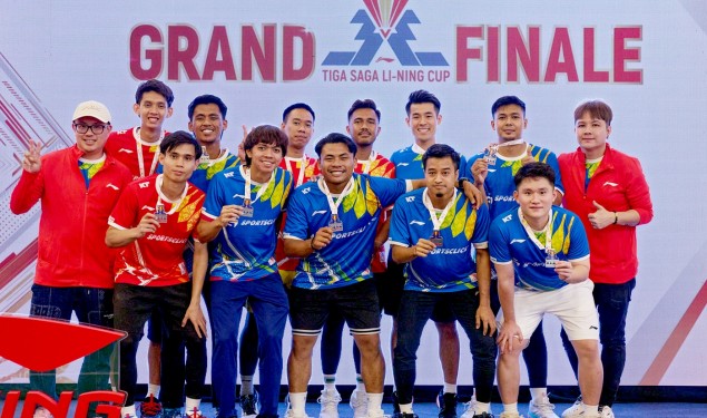 李宁杯3人羽赛落幕  Synergy夺公开组冠军