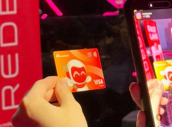 【商讯】Red Box 25周年庆 新推独家REDPAY VISA卡
